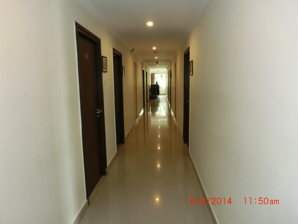 Hotel Thulashi Park Madrás Exterior foto